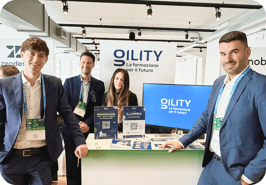 Il team Gility allo stand durante un evento